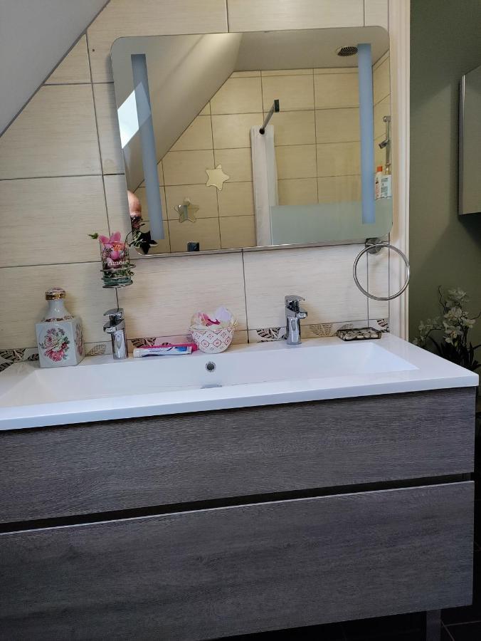 ラパリス Colette Alain Maxime Bed & Breakfast エクステリア 写真