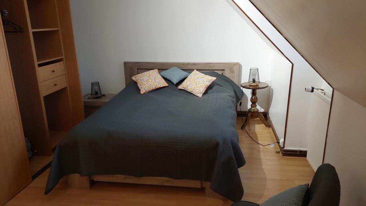 ラパリス Colette Alain Maxime Bed & Breakfast エクステリア 写真
