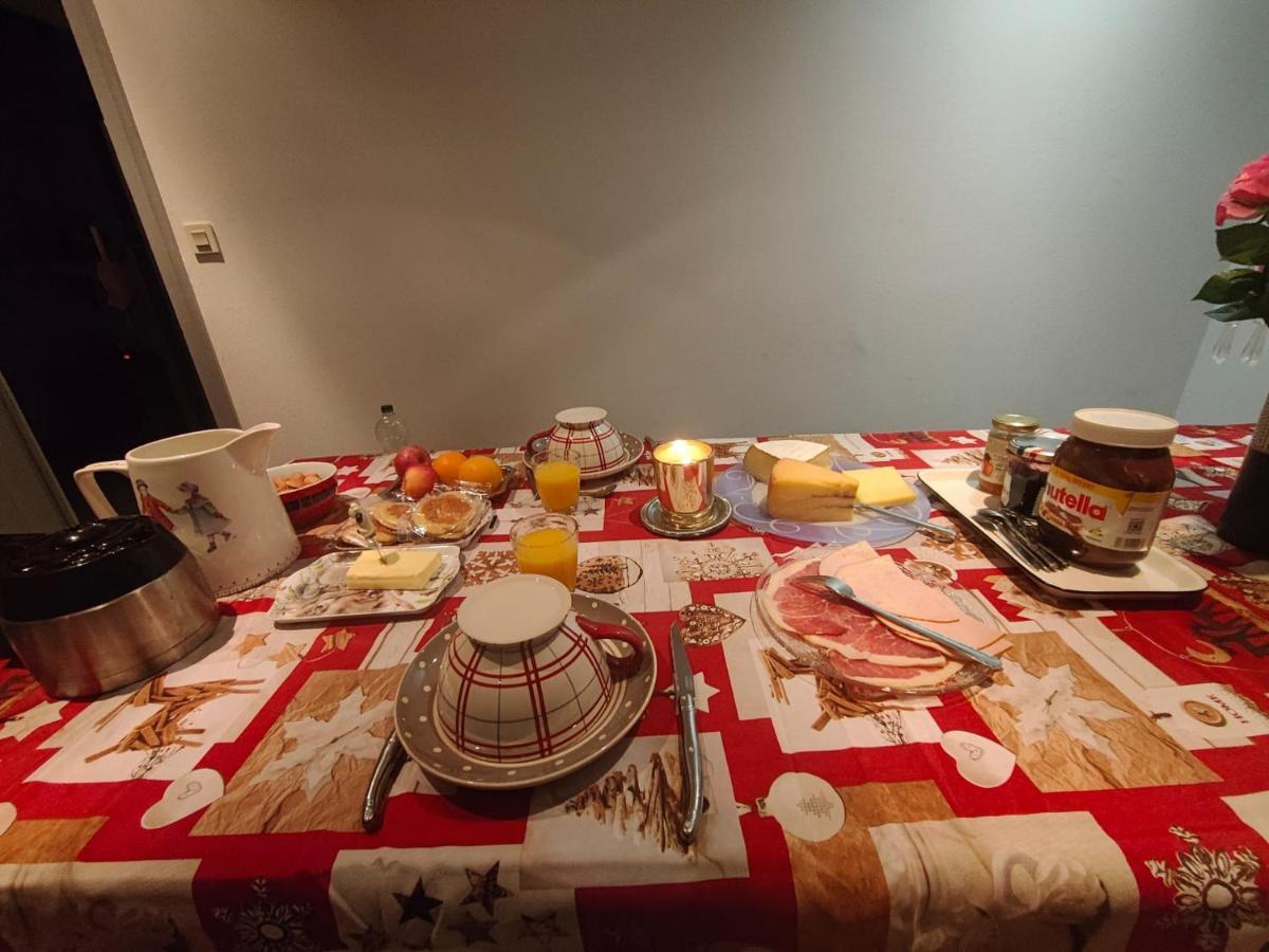 ラパリス Colette Alain Maxime Bed & Breakfast エクステリア 写真